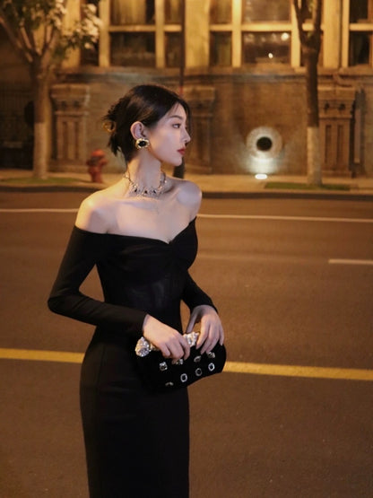 Thirteen and Little French Black Dress Female Autumn Slim Slit One Shoulder Banquet Dress Dress