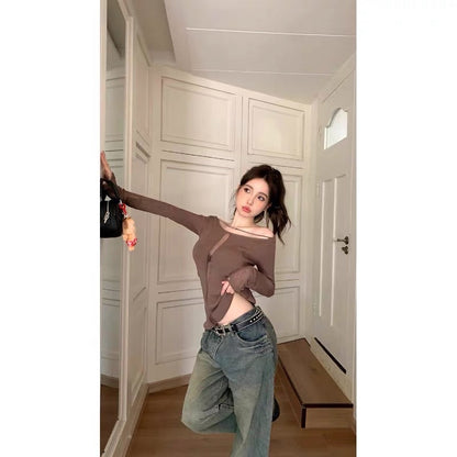 American retro hot girl off-the-shoulder knit top high-end design unique thin section long-sleeved t-shirt female early autumn