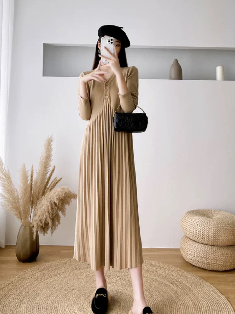 French Elegant Knitted Dress Women's Autumn and Winter Waist Slimming V-neck Mid-Length Over-the-Knee Pleated Sweater Dress