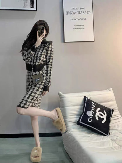 Xiaoxiangfeng fashion suit for women 2023, ladylike temperament, light luxury houndstooth bag hip skirt, knitted cardigan two-piece set (B1516)