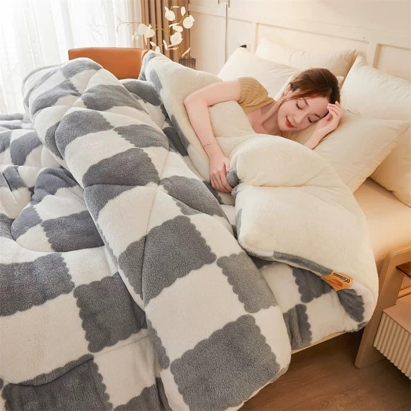 Coral fleece blanket lamb fleece quilt thickened winter single student dormitory milk flannel blanket bed