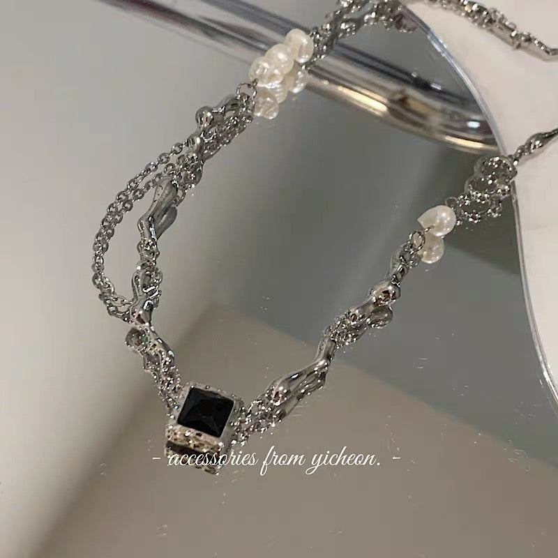 YIcheon Irregular Pearl Square Pendant Black Personality Chain Stitching Tassel Necklace C42