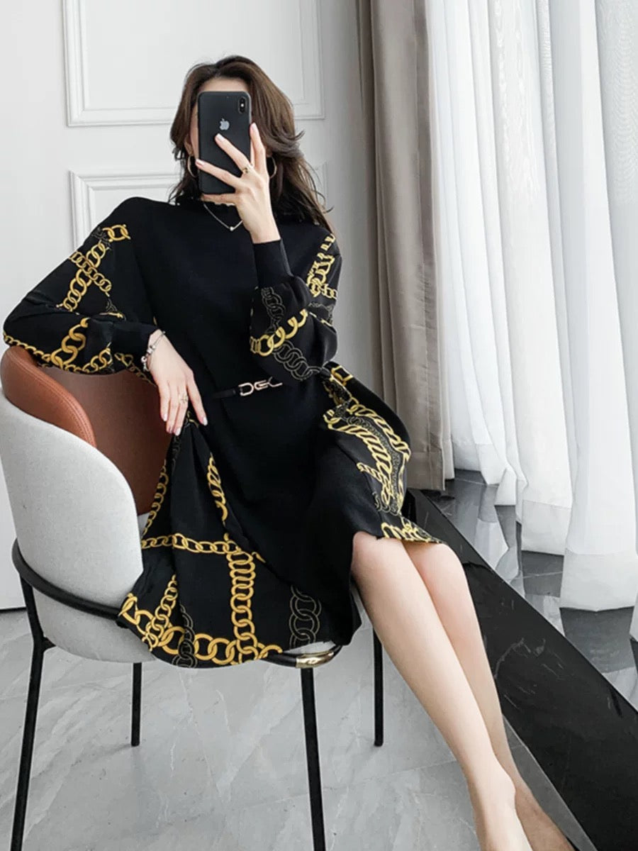 Autumn and winter new style knitted dress for women with contrasting color prints for small people, loose and slim, spliced chiffon sweater dress