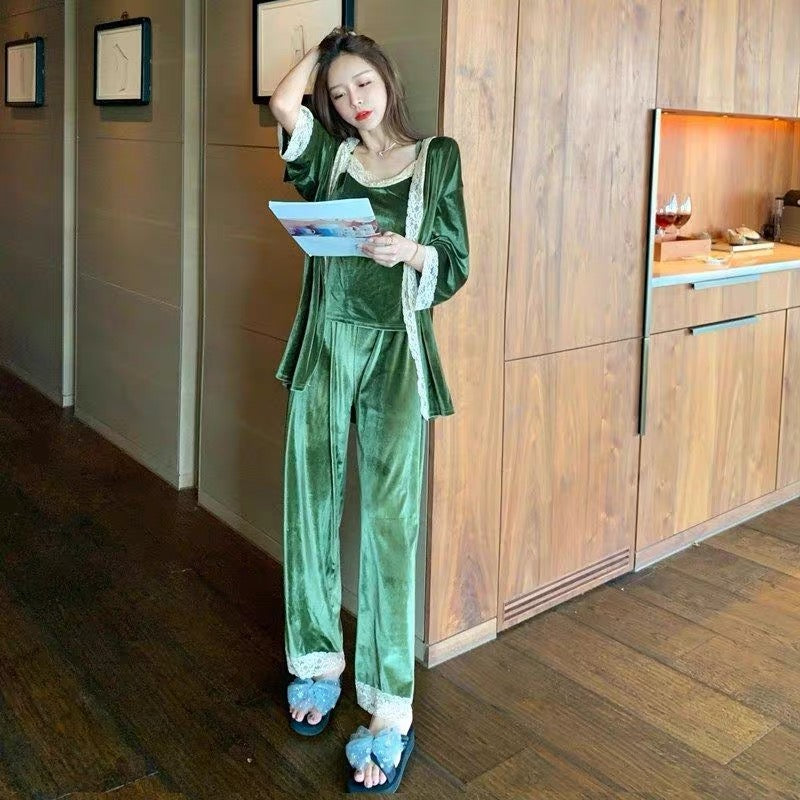 Autumn and winter pajamas women's three-piece sexy lace plus size plus size can be worn outside suspender nightgown gold velvet home clothes
