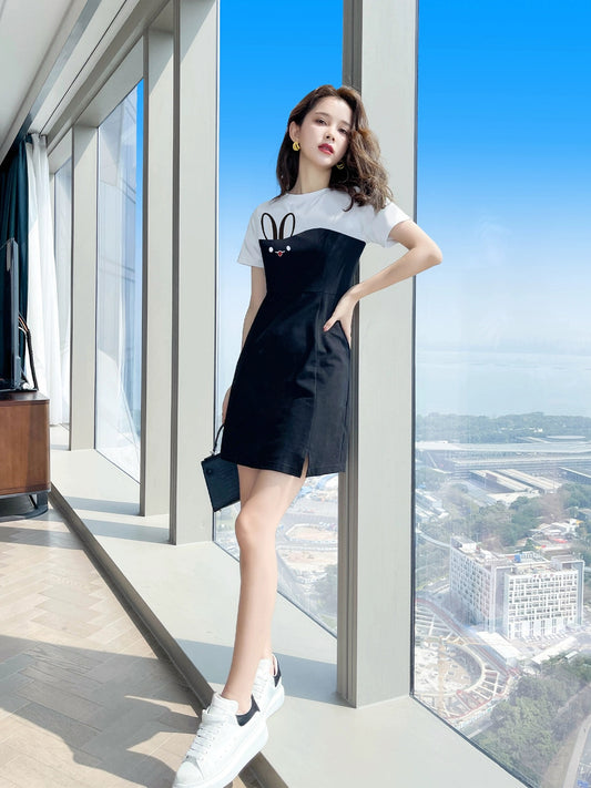 Black dress summer women's clothing 2024 new small summer clothing casual niche design skirt female summer