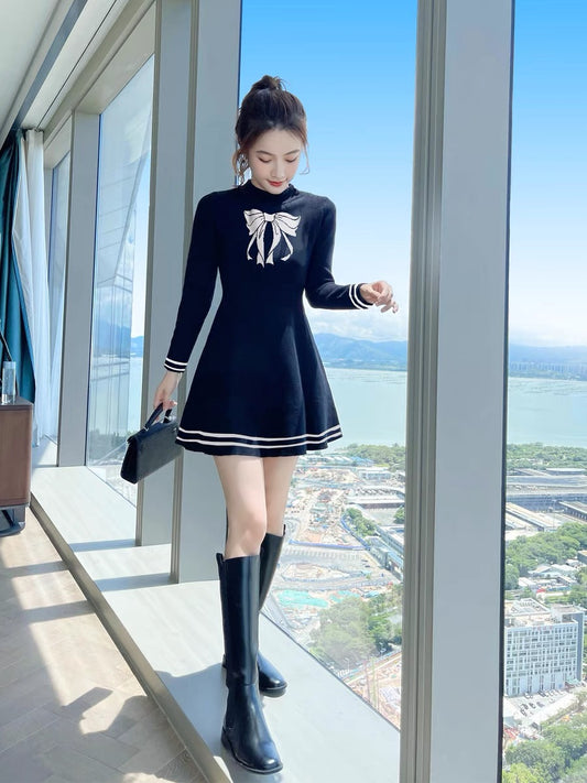 Autumn clothing 2023 new French black sweater skirt little black skirt autumn high-end knitted dress women autumn and winter T2352