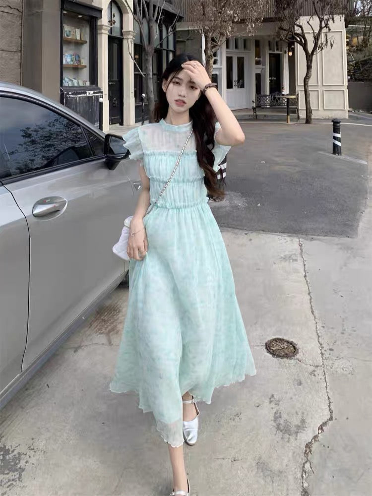 Tea break French style small flying sleeve dress fairy summer temperament high-level sense can be sweet and salt holiday dress small