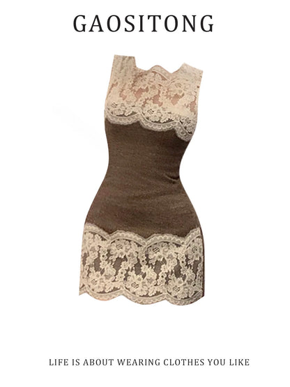 GAOSITONG Women's Early Spring 2026 Sleeveless Dress – Slim-Fit, Hip-Hugging Mini Dress with Lace Paneling and an Elegant, Sophisticated Aesthetic