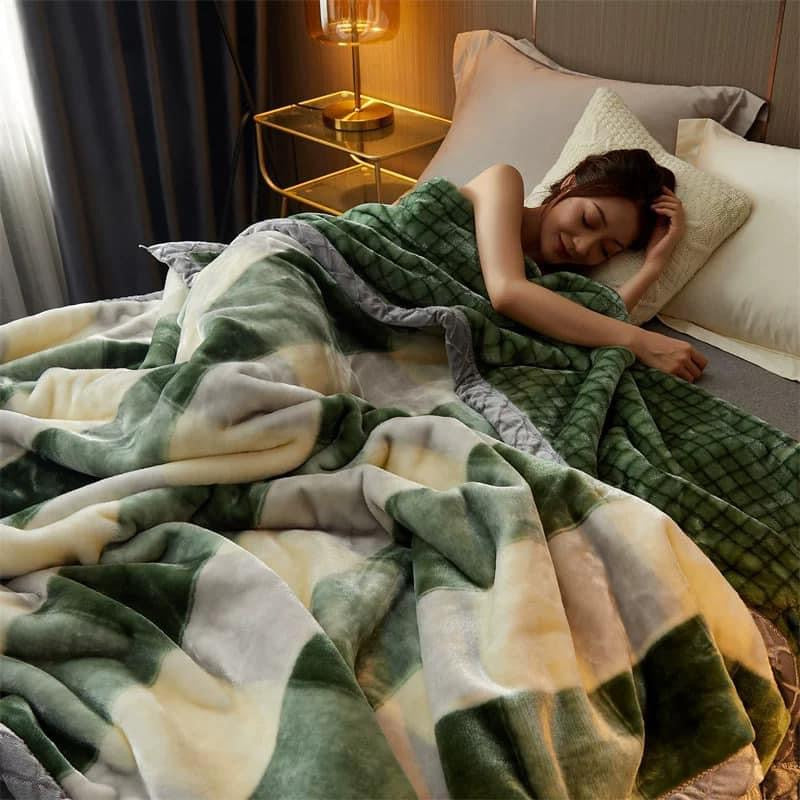 Winter Raschel blanket extra thick plus velvet bed cover blanket quilt wedding coral flannel nap blanket single