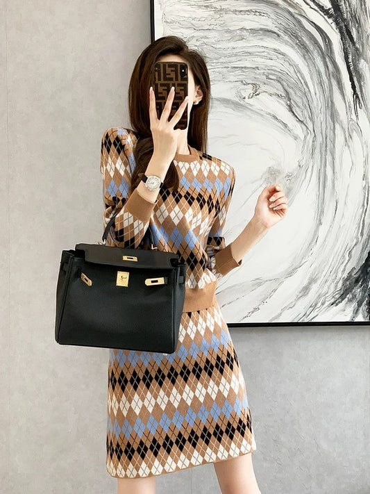 French style knitted two-piece suit for women in autumn and winter new style sweater slim hip wrap skirt fashionable two-piece suit skirt