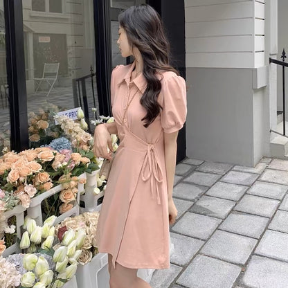 Large size retro Hepburn style polo collar dress for women with summer fat mm waist straps and irregular small skirts D053