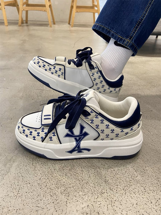 2023 new national trend chic retro presbyopia thick-soled sports shoes campus student party lightweight heightening casual sneakers