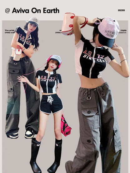 [Earth Store] Black and white stitching American letter print small stand collar slimming short-sleeved T-shirt tops for women summer (S0867)