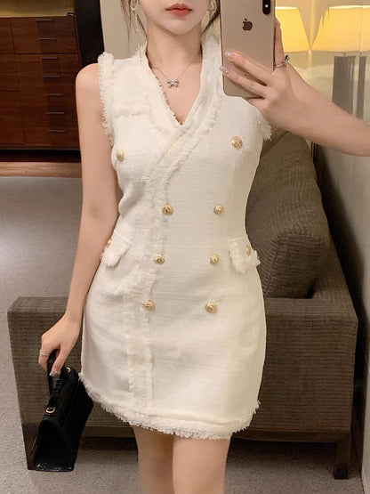 Light luxury celebrity Xiaoxiang style white v-neck dress for women summer fashionable and chic chic slim sleeveless hip skirt