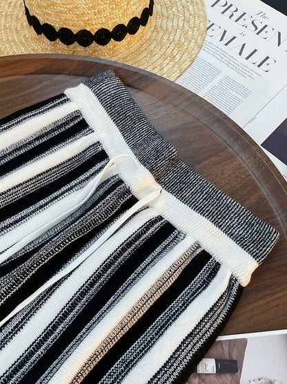 Japanese high street ins high-end fried street 2024 spring and autumn new high-waist drape black and white striped floor-length wide-leg pants