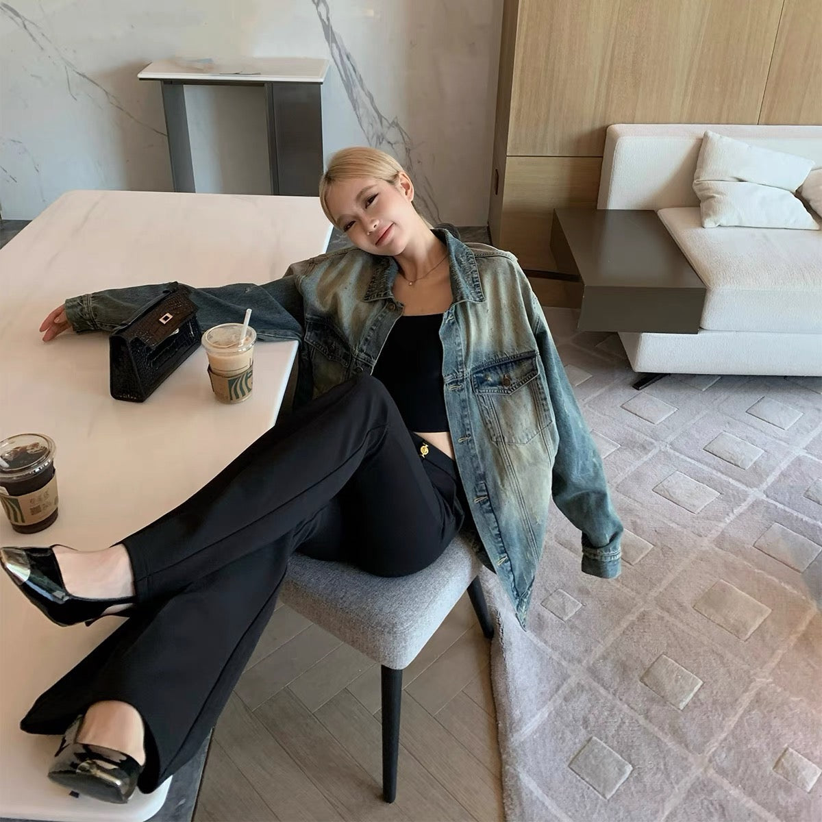 Good Morning Fanfan boyfriend style distressed frayed denim jacket for women autumn thin loose slim Korean style lazy style top (J234)