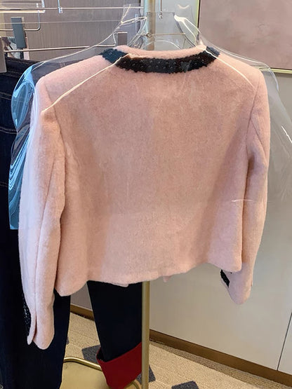 Xiaoxiangfeng pink beaded round neck short coat for women autumn and winter 2023 new design sense of socialite age-reducing temperament top