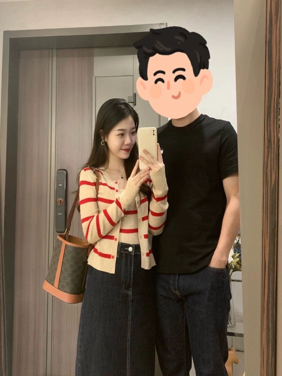 Early autumn women's clothing 2023 new thin section striped knitted cardigan suspender top two-piece suit skirt high-end sense