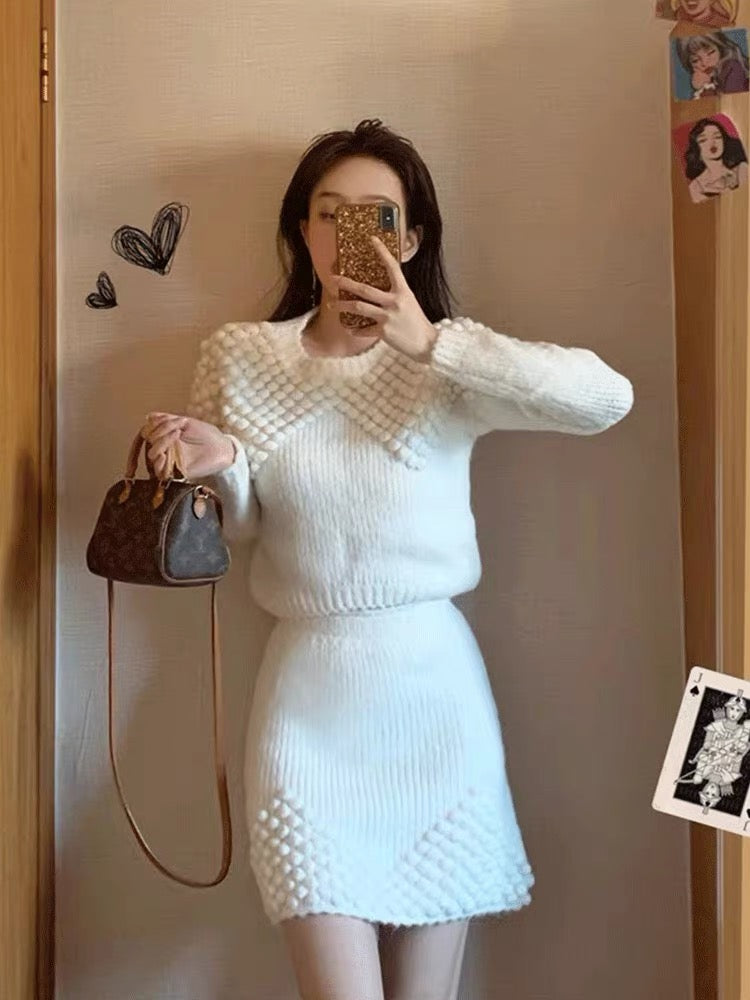 Small skirt suit early spring 2023 new women's salty and sweet age-reducing two-piece set fashionable and stylish internet celebrity T3498