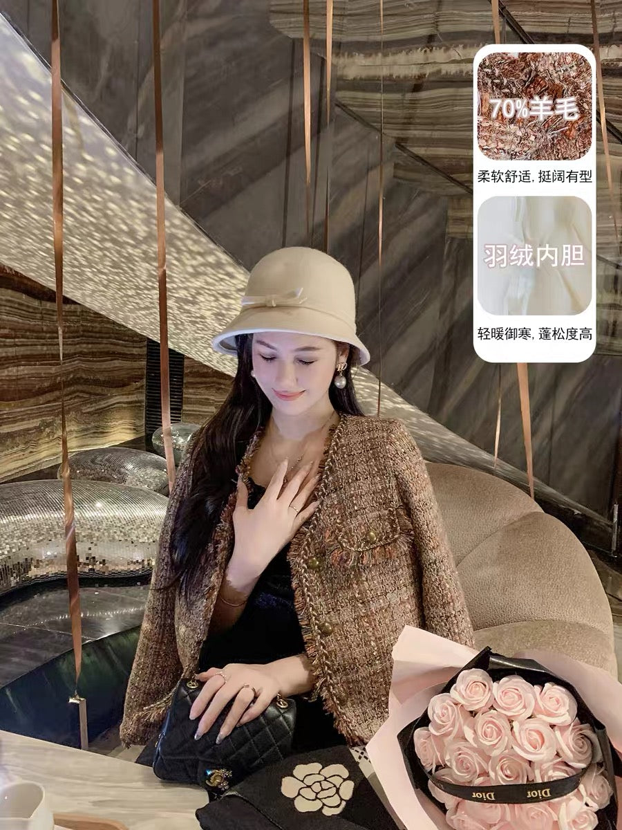 Fish Rabbit's Rabbit Small Fragrance Jacket Women's 2023 New Autumn and Winter Retro V-Neck Loose Long-Sleeved Down Top