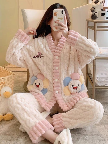 Coral velvet pajamas for women in winter, cute sunflowers, high-end autumn and winter plus velvet and thickened flannel suits