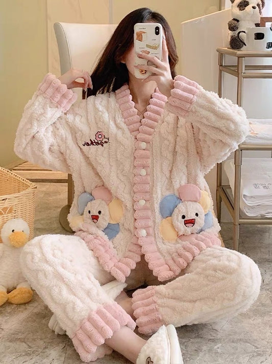 Coral velvet pajamas for women in winter, cute sunflowers, high-end autumn and winter plus velvet and thickened flannel suits