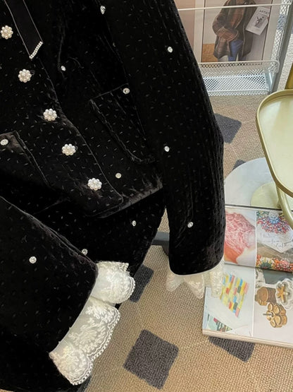 2023 new autumn style temperament diamond velvet short jacket women's skirt lace splicing small fragrance two-piece suit