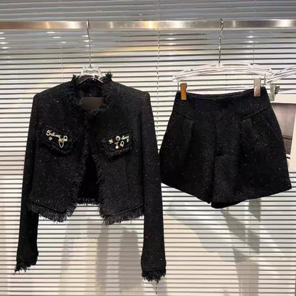 Internet celebrity's same style 2023 autumn new style small fragrant celebrity pin tweed fur edge jacket bright silk shorts suit