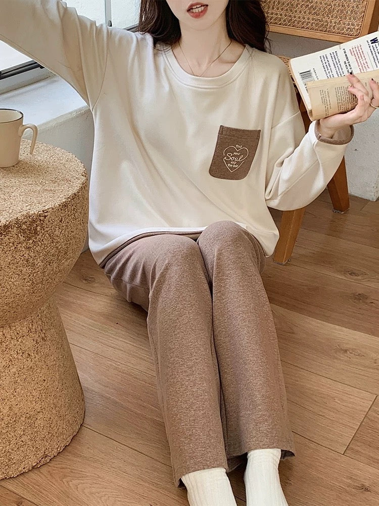 DeRong Pajamas Women's Spring, Autumn and Winter Thickened Long Sleeves with Chest Pads 2023 New Thin Velvet Brushed Apricot Brown Home Clothes