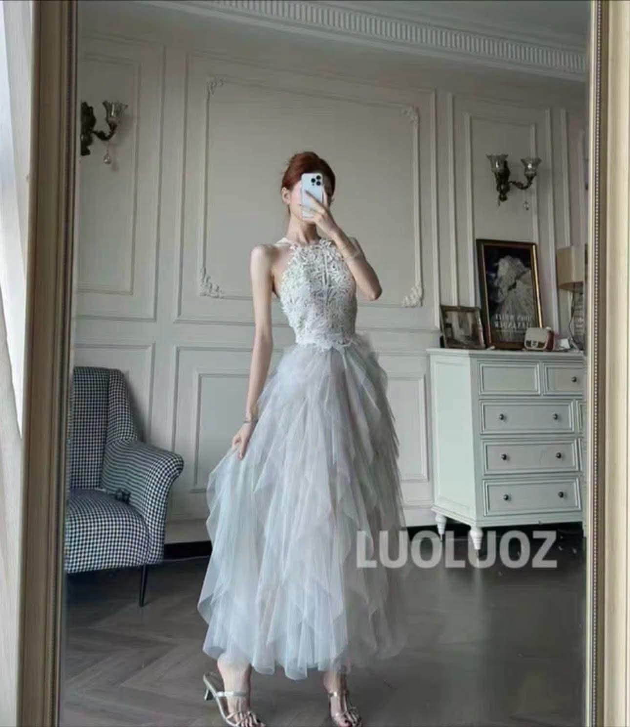 LUOLUOZ [Vintage-Style Ballet] Halter-Neck Lace and Tulle Dress – Ethereal Long Gown (JF1546)