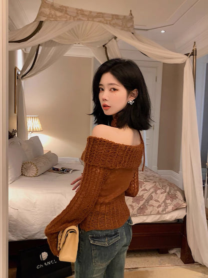 Qiu Rouyao Autumn new hollow pullover sweater retro long-sleeved niche lazy style one-shoulder sweater for women (B1912)