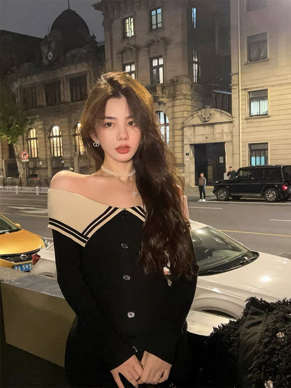 Qiu Rouyao's sweet and spicy pure desire one-line collar high waist short skirt niche slimming high-end dress for petite women (B1910)