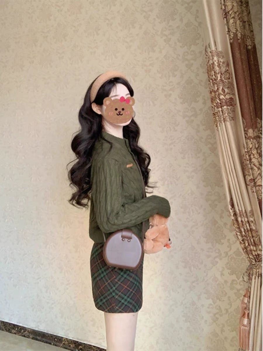 Milk retro green knitted cardigan sweater coat plaid skirt two-piece suit female small man autumn gentle