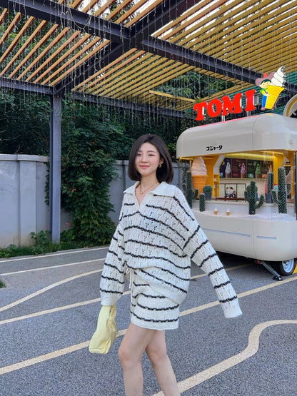 2023 Autumn and Winter New Fashionable Western Striped Versatile Knitted Mohair Sweater Shorts Two-piece Suit for Women (S9881)
