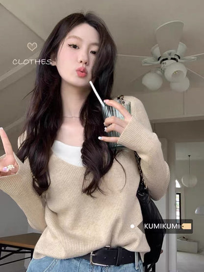 Designed V-neck fake two-piece patchwork sweater for women 2023 autumn and winter Korean slim-fitting casual top (D6662)