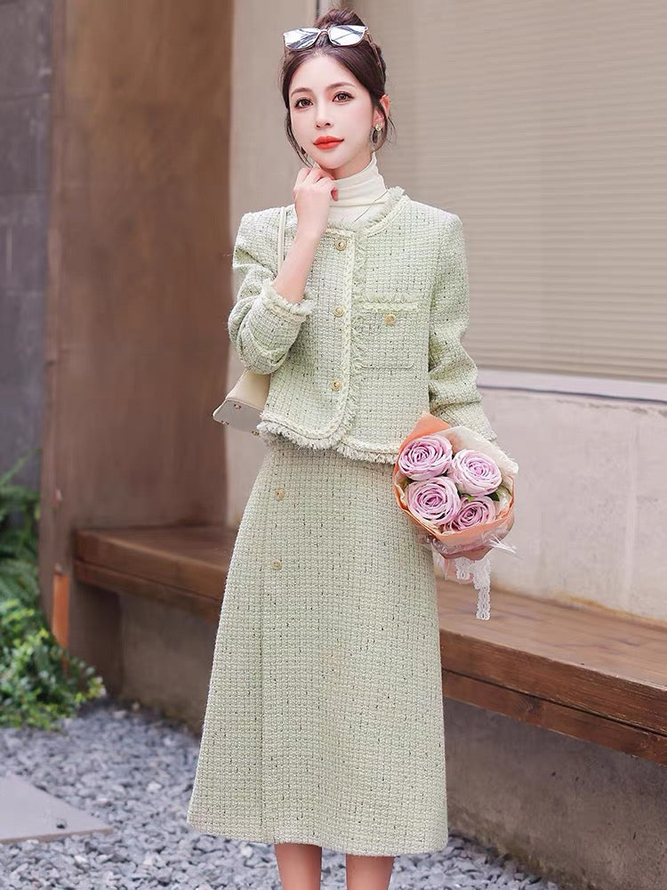 Xiaoxiangfeng suit autumn women's clothing 2023 new hot temperament fashionable little dignified and atmospheric two-piece dress (S0411)