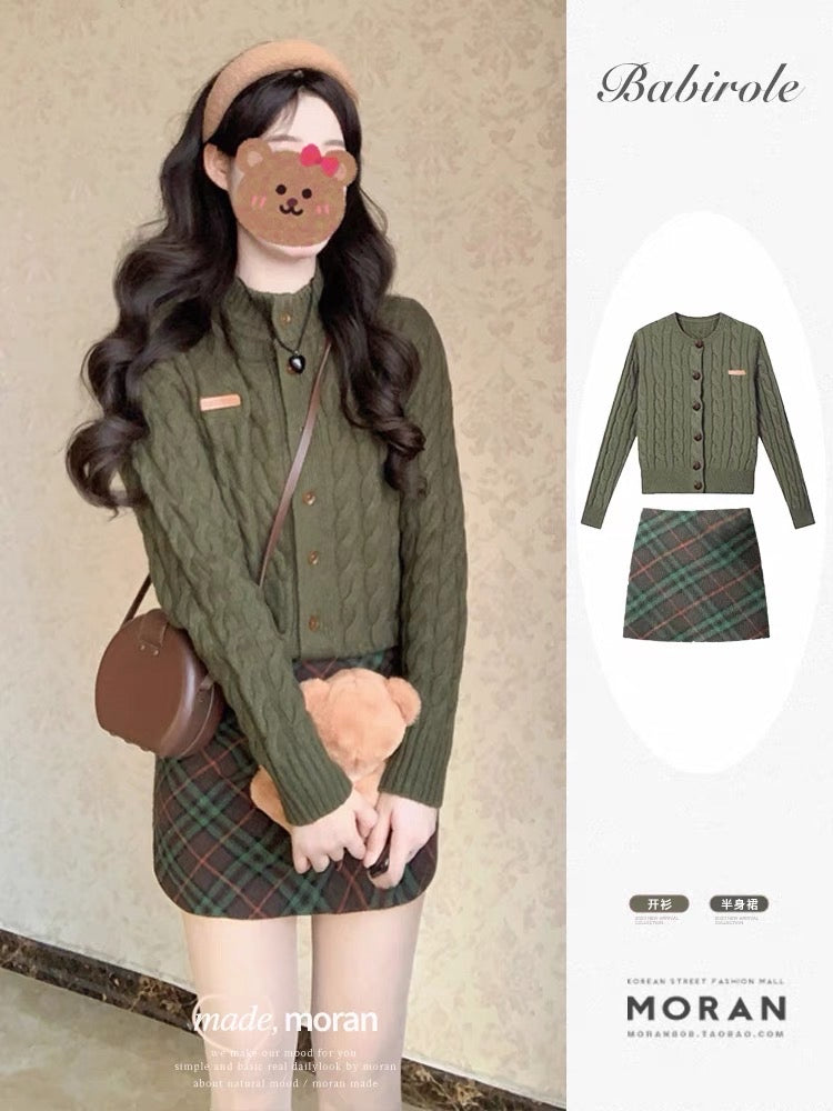 Milk retro green knitted cardigan sweater coat plaid skirt two-piece suit female small man autumn gentle