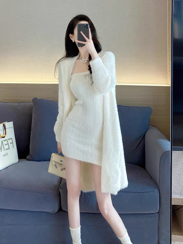 White knitted suit for women winter 2023 spring and autumn new Korean style elegant lady pure lust style tube top skirt two-piece set (D5559)