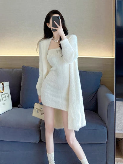 White knitted suit for women winter 2023 spring and autumn new Korean style elegant lady pure lust style tube top skirt two-piece set (D5559)