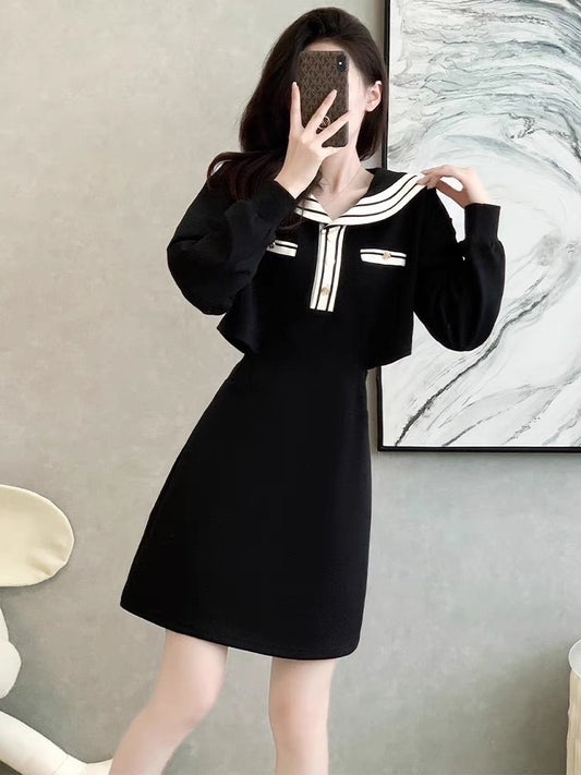 Fashionable, casual, simple, comfortable and breathable dress for women 2023 autumn new model with exposed waist design and drapey skirt D5578