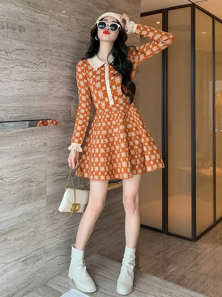 Celebrities' same knitted skirt 2023 new autumn women's doll collar long-sleeved temperament slimming bottoming dress (V5515)