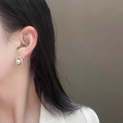 Real gold electroplated silver needle irregular diamond-studded pearl earrings fashion high-end sense earrings small fresh temperament earrings for women