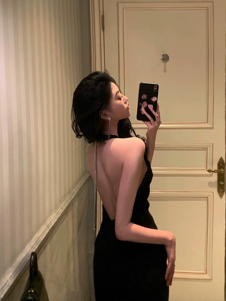 Godfrey sexy black halterneck dress for women 2023 new pure lust temperament backless slit slim long skirt