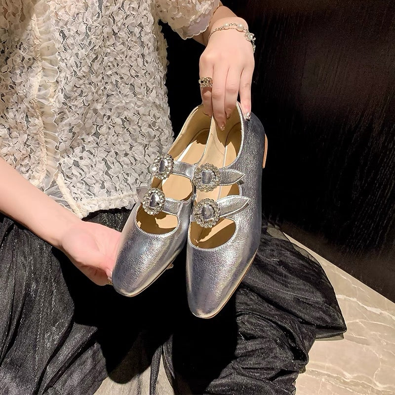 Extravagance golden ~ shallow mouth girls flat shoes women's spring and autumn round toe single shoes French women's shoes with rhinestone buckle Korean version