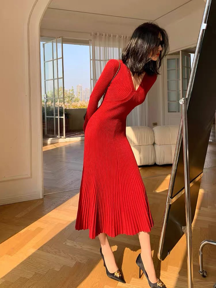 WANGXO Burgundy V-neck Knitted Dress Women's 2023 Autumn New Slim Fit Mid-Length Bottoming Skirt (B1714)
