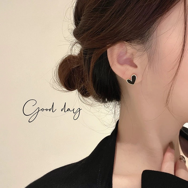 925 silver needle unique love daily earrings for women autumn and winter high-end light luxury earrings niche design earrings