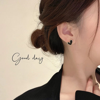 925 silver needle unique love daily earrings for women autumn and winter high-end light luxury earrings niche design earrings