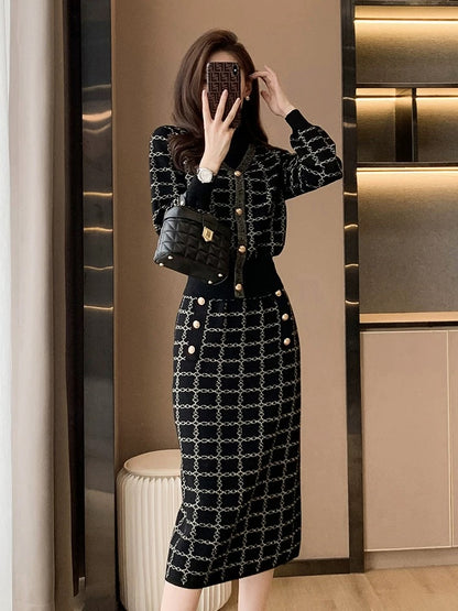 2023 autumn and winter new style French style knitted two-piece suit for women, slim fit, stylish and hip-hugging suit skirt
