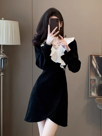Fashionable, casual and western-style stitching contrasting color dress 2023 autumn and winter new style waist slimming hip-hugging skirt D6691