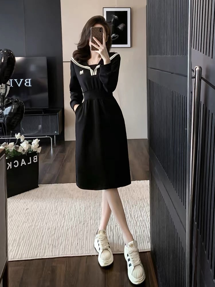 2023 autumn and winter waist-slimming, slimming black long-sleeved age-reducing navy collar sweatshirt dress retro little black skirt dress